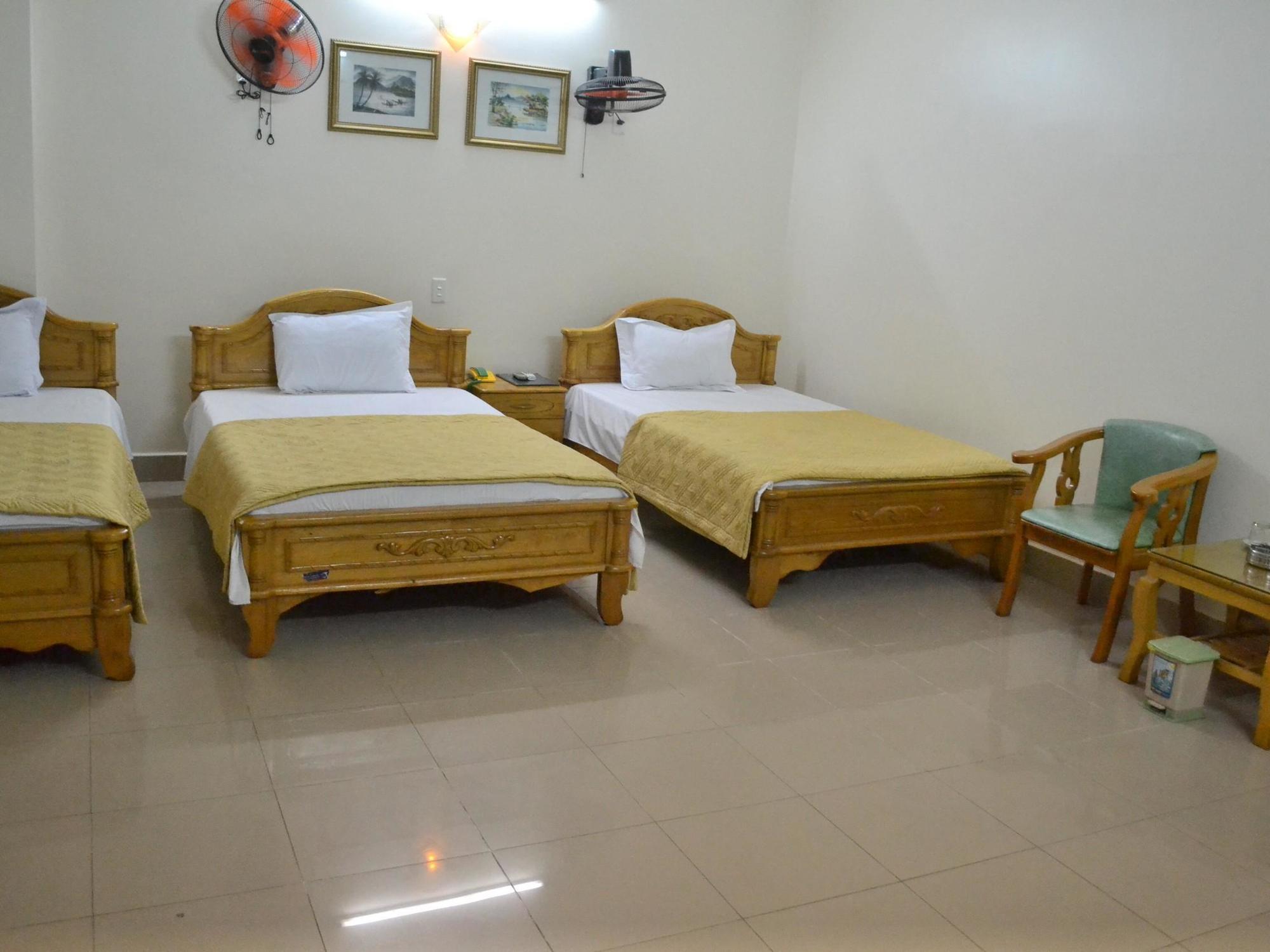 Hoang Ngoc Hotel Dong Khe Sau 外观 照片