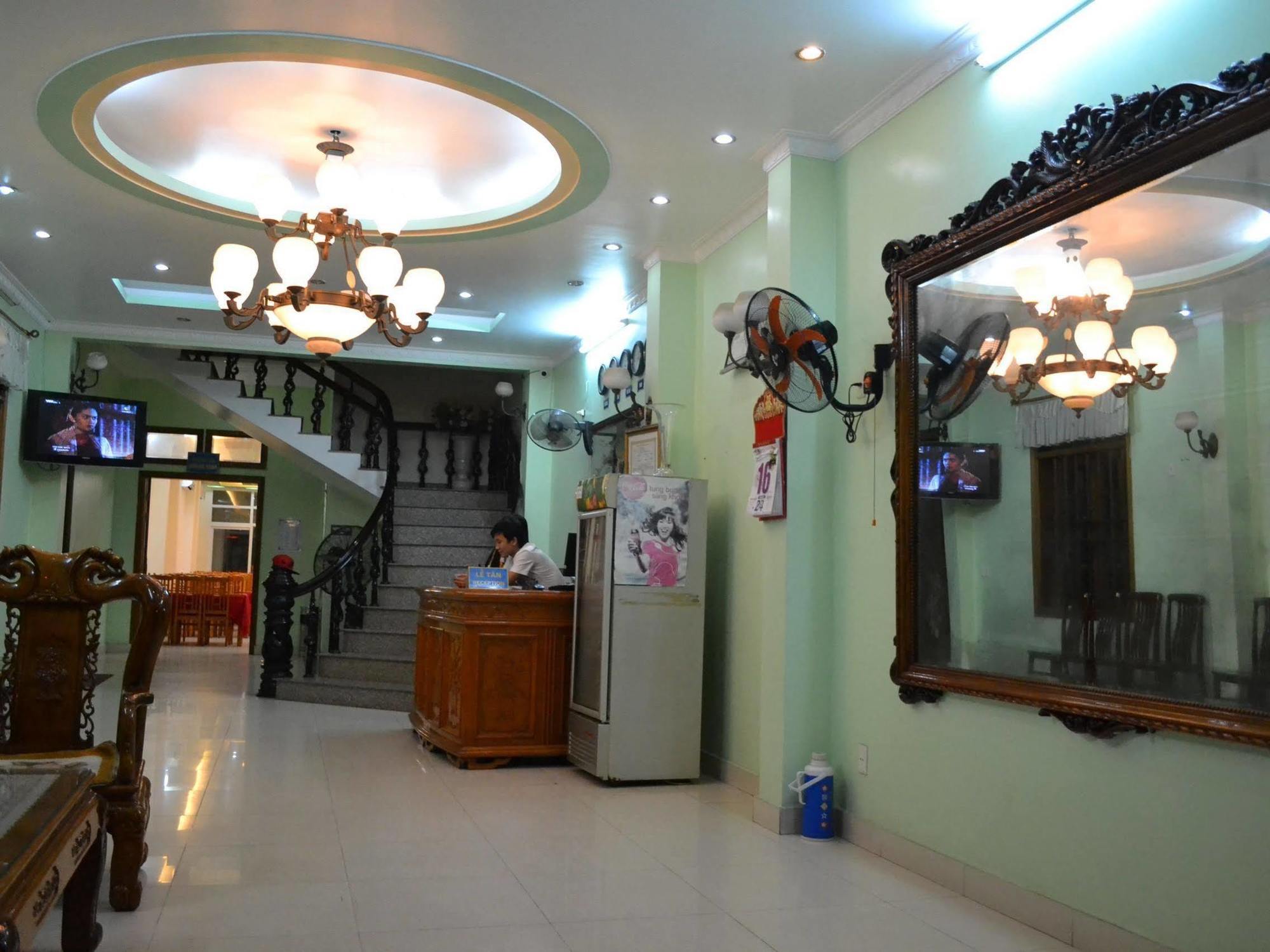 Hoang Ngoc Hotel Dong Khe Sau 外观 照片