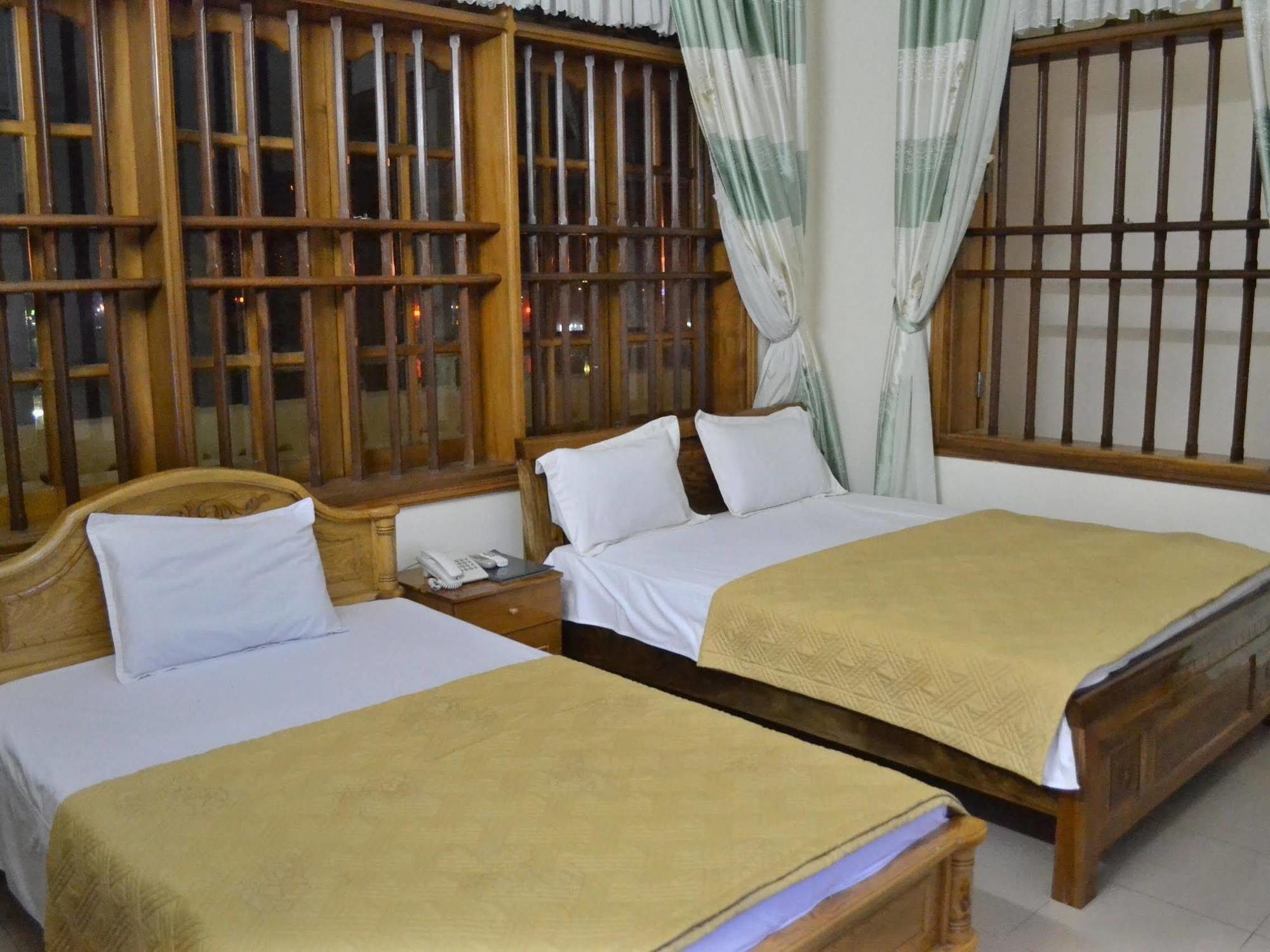 Hoang Ngoc Hotel Dong Khe Sau 外观 照片