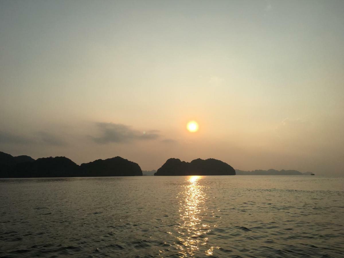 Hoang Ngoc Hotel Dong Khe Sau 外观 照片