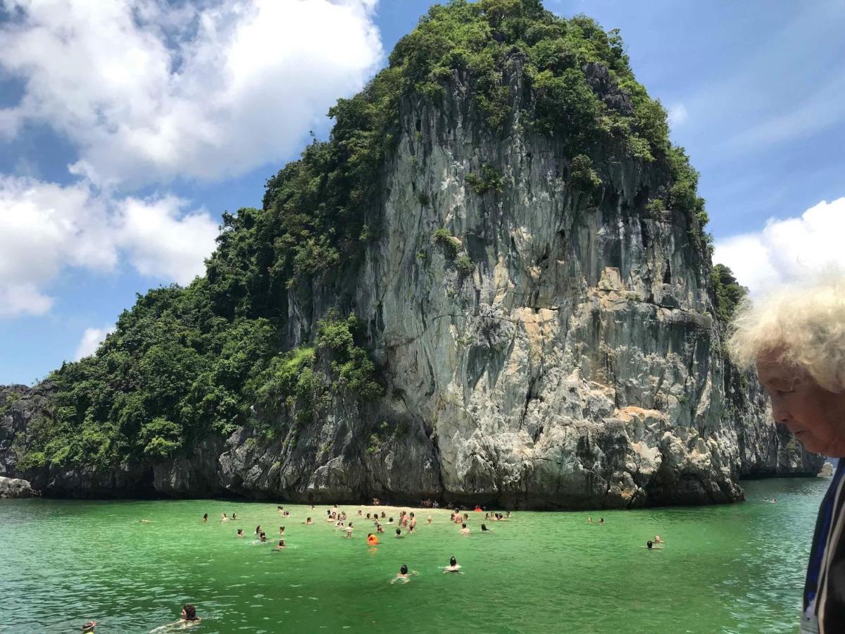 Hoang Ngoc Hotel Dong Khe Sau 外观 照片